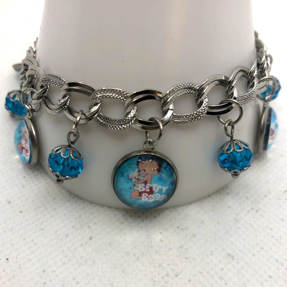 Gorgeous New BETTY BOOP bracelet in stainless steel